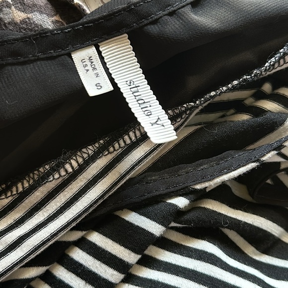 Studio Y tank top - Picture 6 of 7